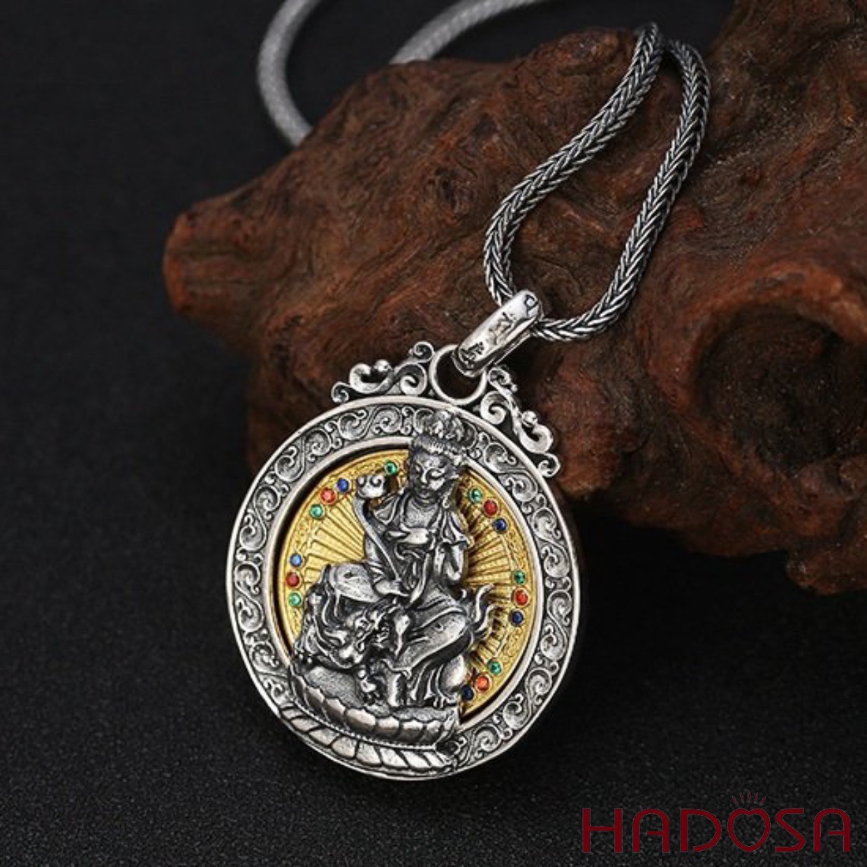 Mặt dây chuyền bạc Thái Văn Thù