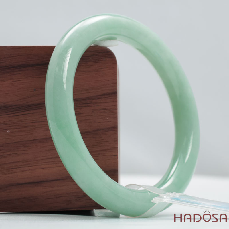 Vòng Ngọc Cẩm Thạch Type A Xanh Lý Bản Tròn Ni 52