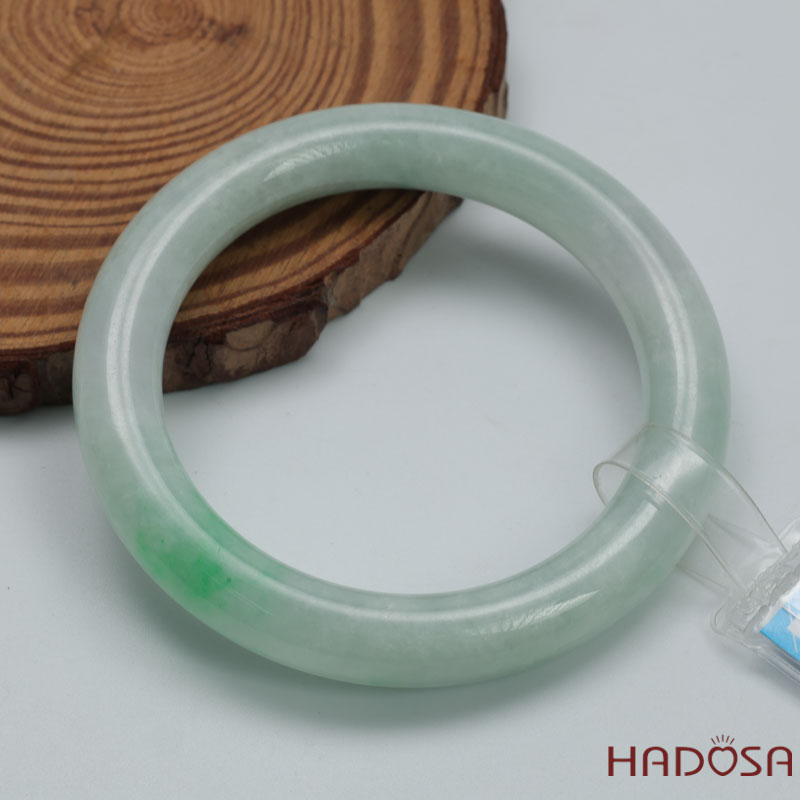 Vòng Ngọc Cẩm Thạch Type A Điểm Xanh Lí Bản Tròn Ni 54