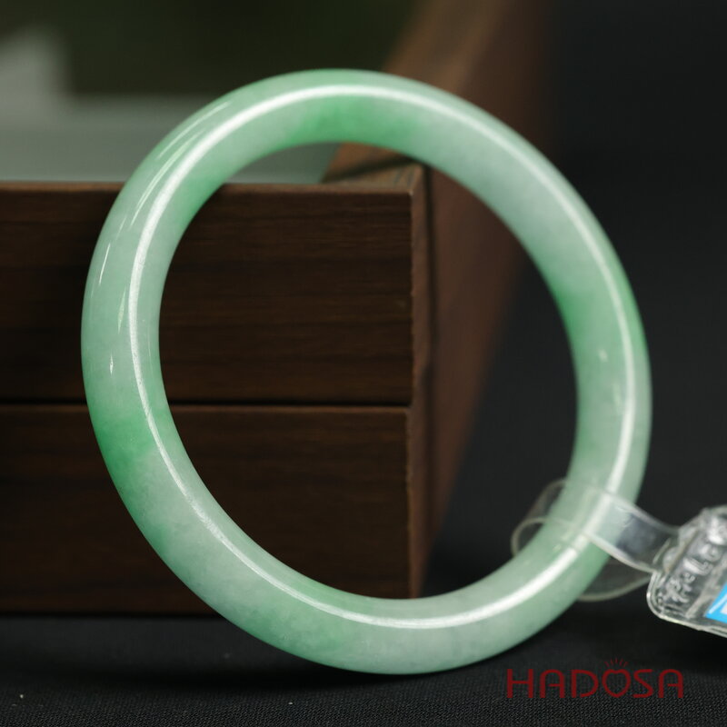 Vòng Ngọc Cẩm Thạch bản tròn xanh điểm lí ni 52