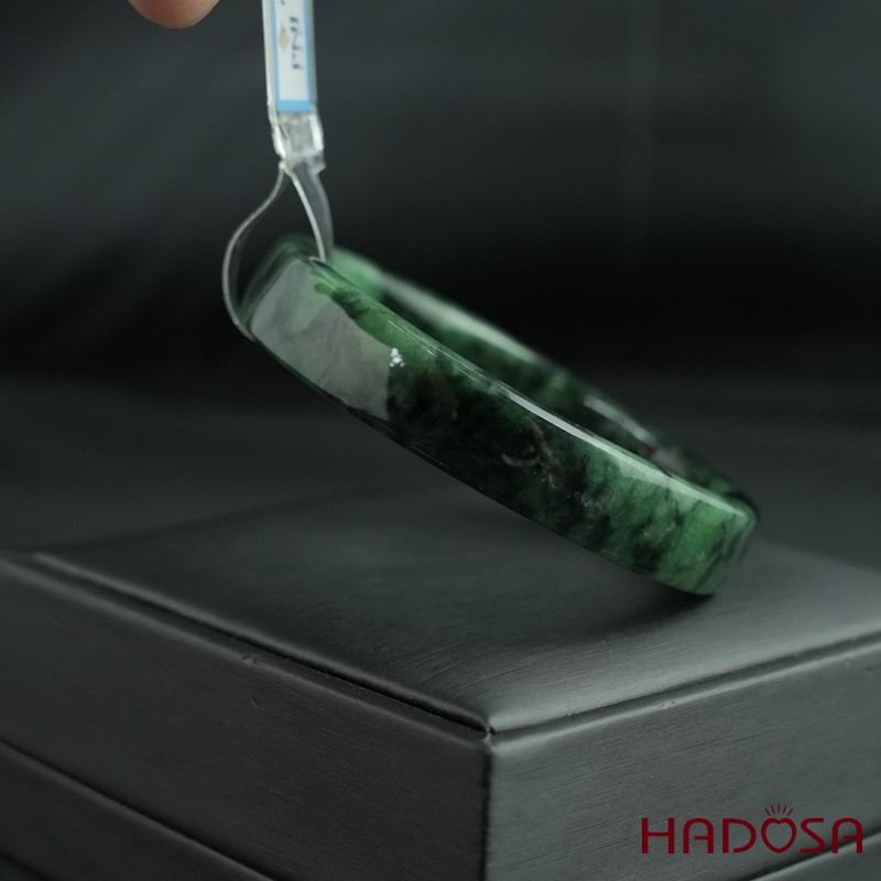 Vòng Ngọc Cẩm Thạch bản vuông xanh lý ni 54