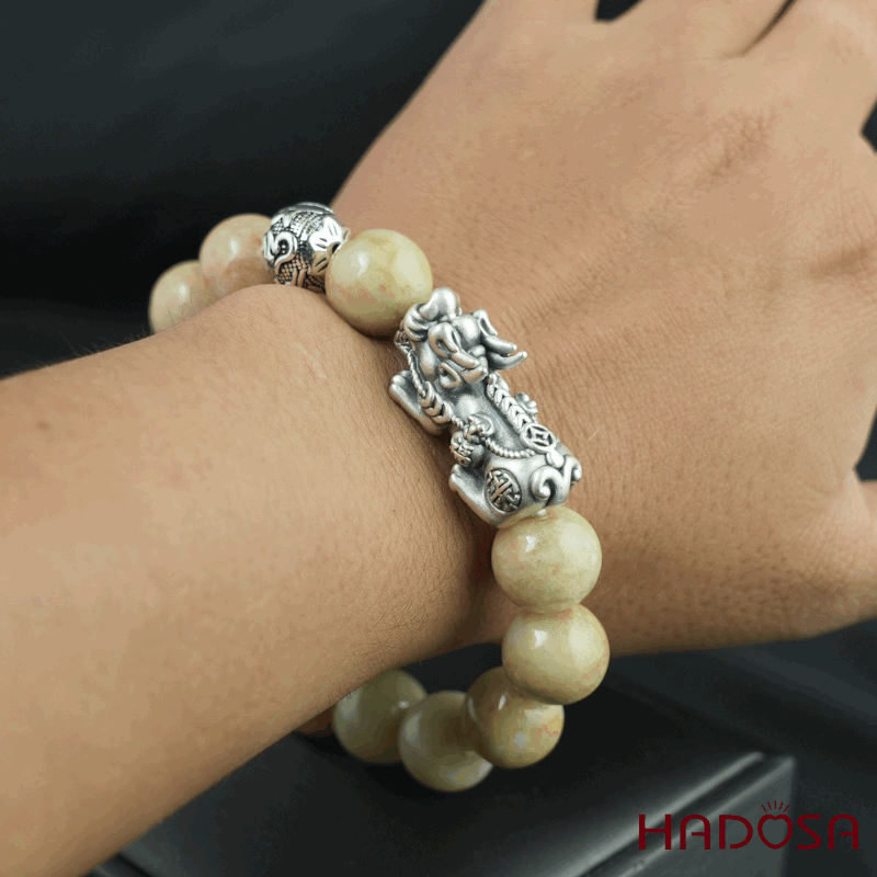 Vòng chuỗi Ngọc Cẩm Thạch Jade A huyết sứ 13mm mix tỳ hưu bạc