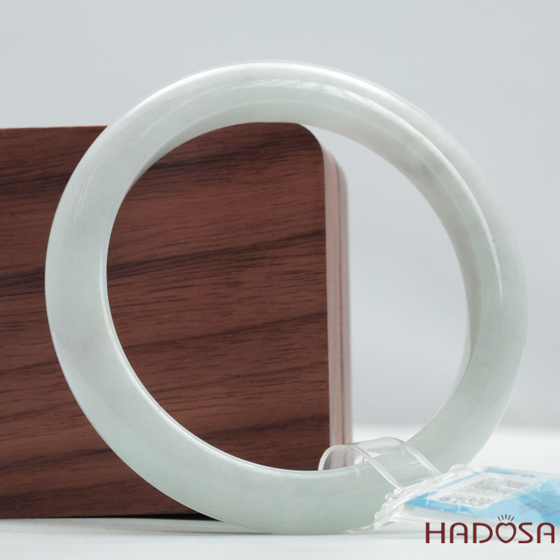 Ngọc Jadeite Type A Cẩm Thạch Nếp Phớt Xanh Ni 51