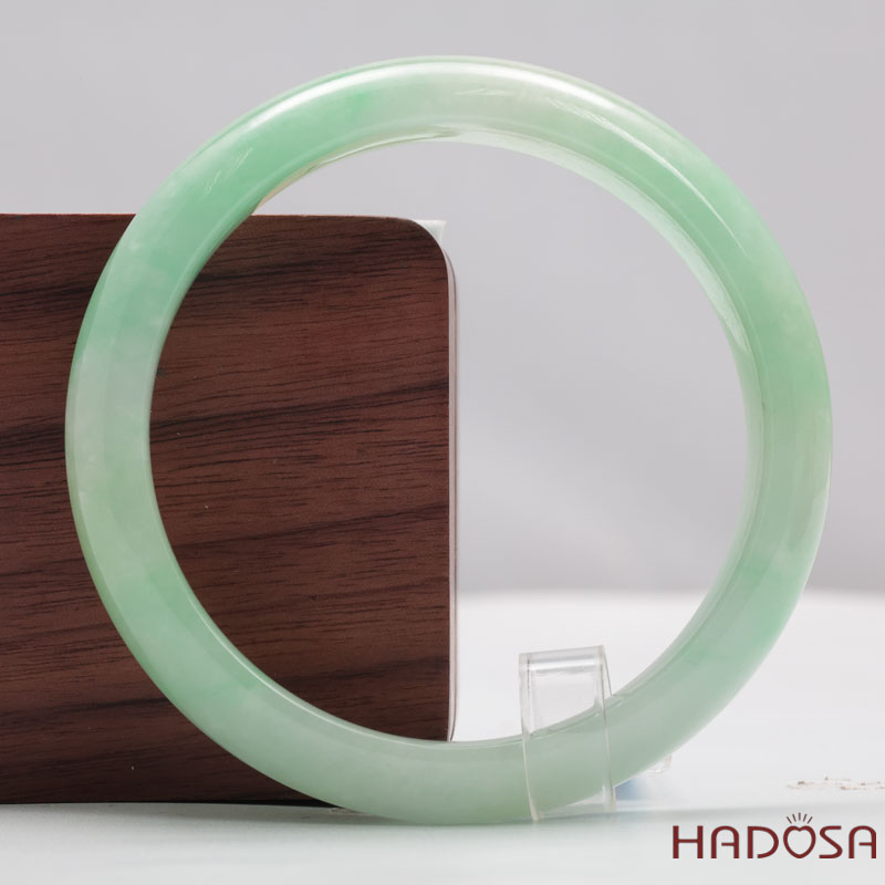 Ngọc cẩm thạch xanh vân lý ni 55