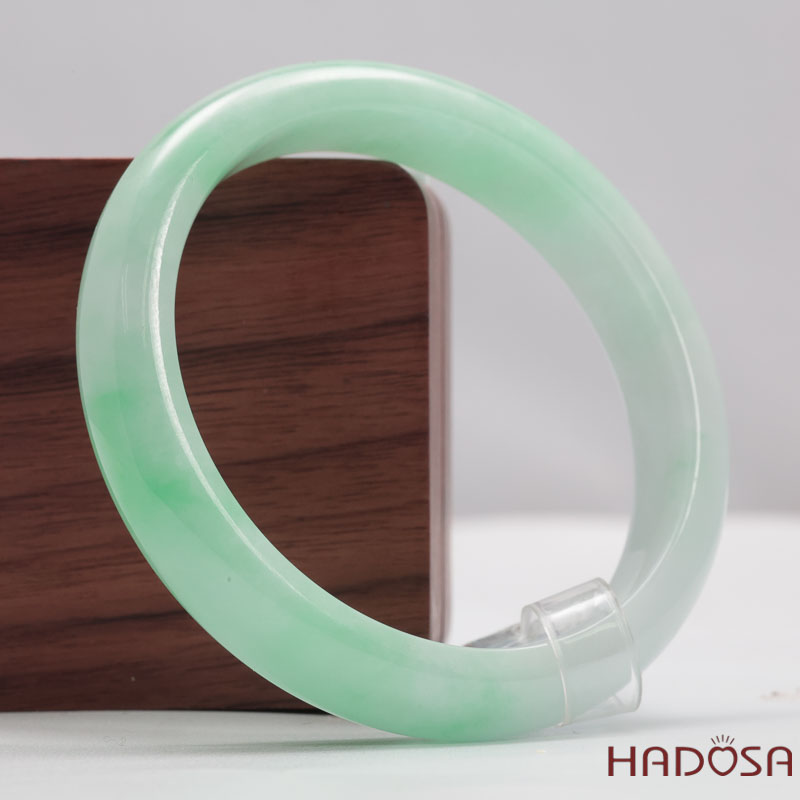 Ngọc cẩm thạch xanh vân lý ni 54