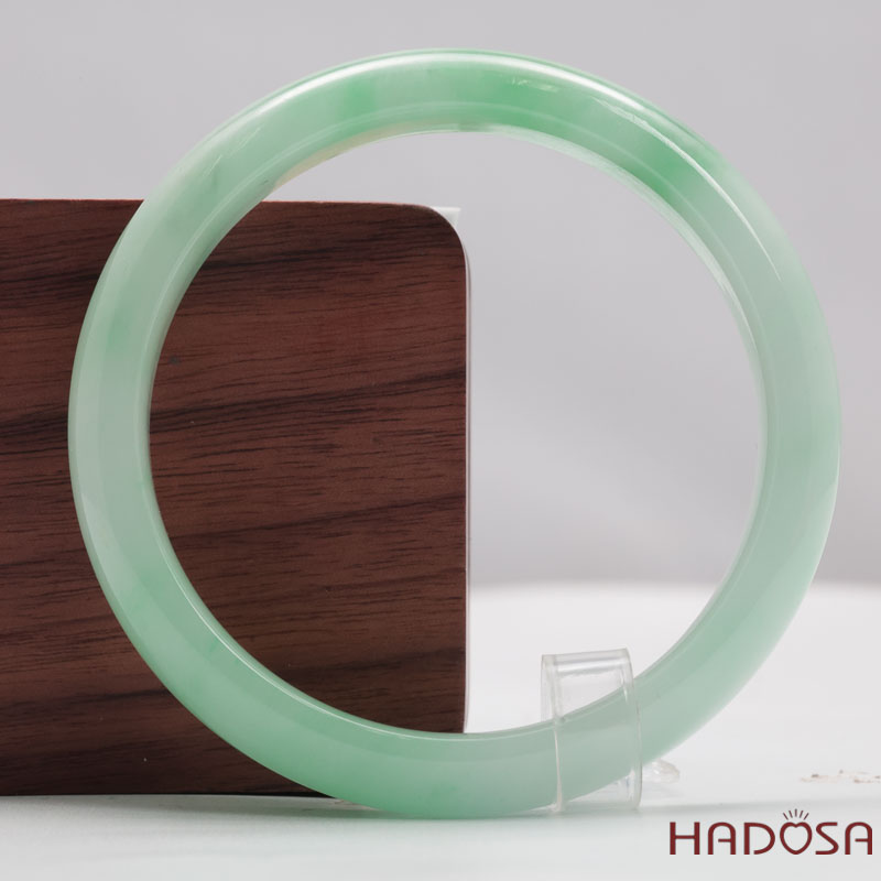 Ngọc cẩm thạch xanh vân lý ni 55