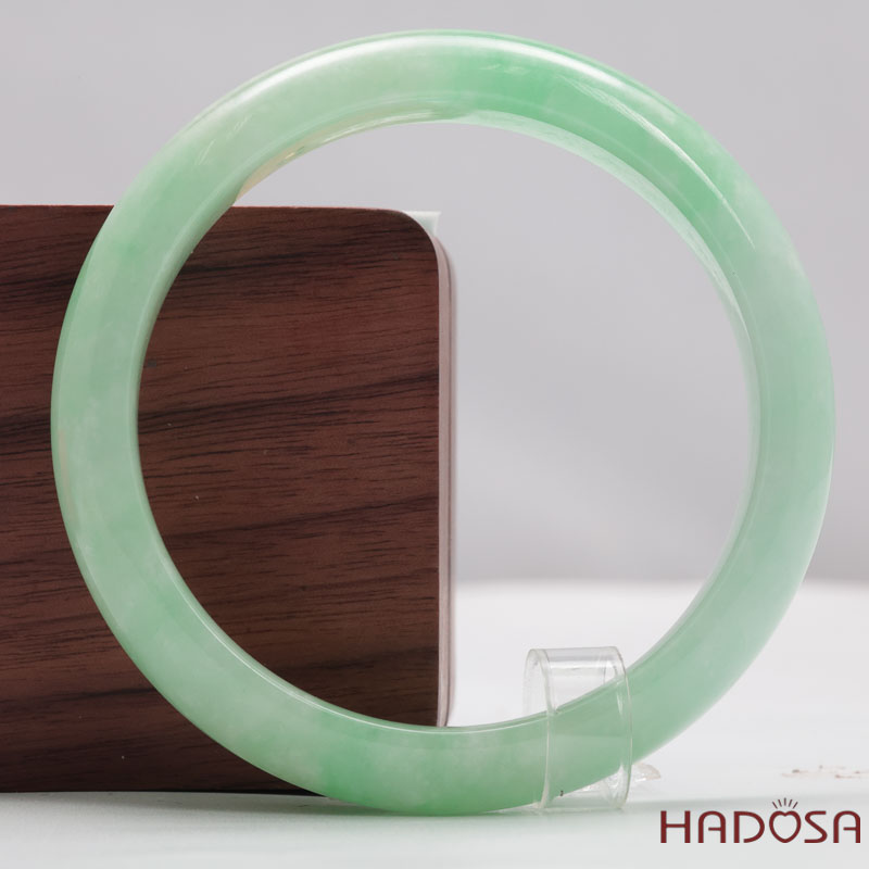 Ngọc cẩm thạch xanh vân lý ni 56