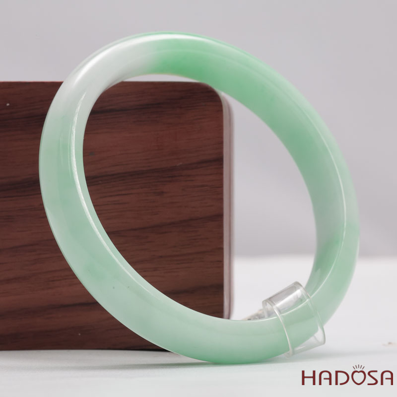 Ngọc cẩm thạch xanh vân lý ni 56