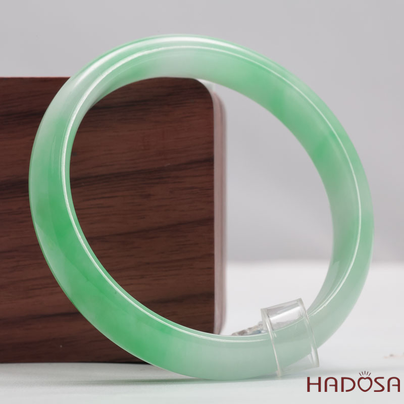 Ngọc cẩm thạch xanh vân lý ni 54