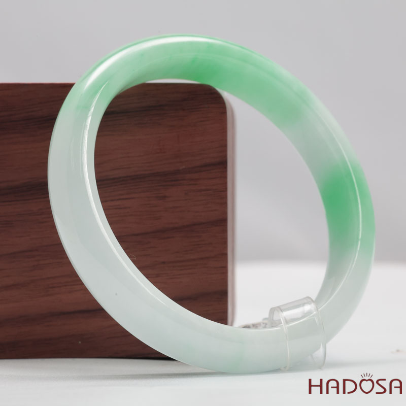 Ngọc cẩm thạch xanh vân lý ni 55