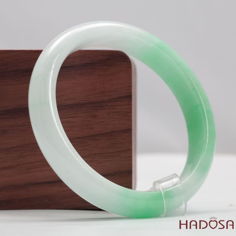 Ngọc cẩm thạch xanh vân lý ni 55