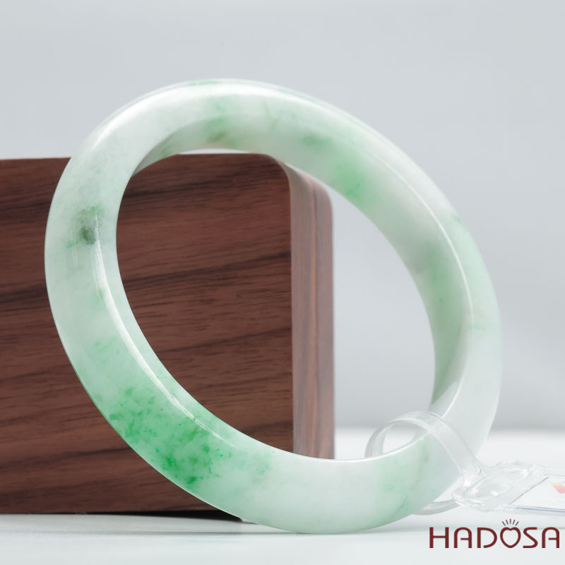 Vòng Ngọc Cẩm Thạch A lá hẹ trắng điểm lý ni 58