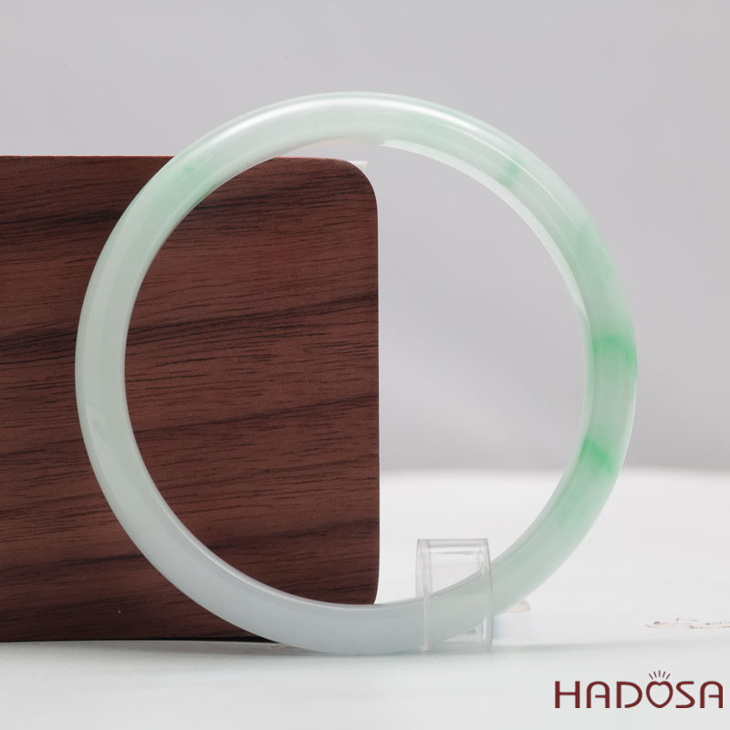 Ngọc cẩm thạch xanh vân lý ni 51