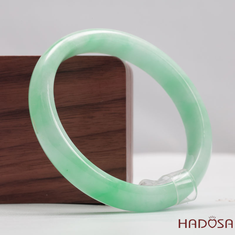 Ngọc cẩm thạch xanh vân lý ni 59