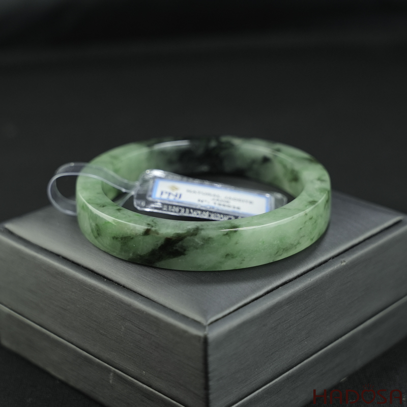 Vòng Ngọc Cẩm Thạch sơn thủy bản vuông ni 58