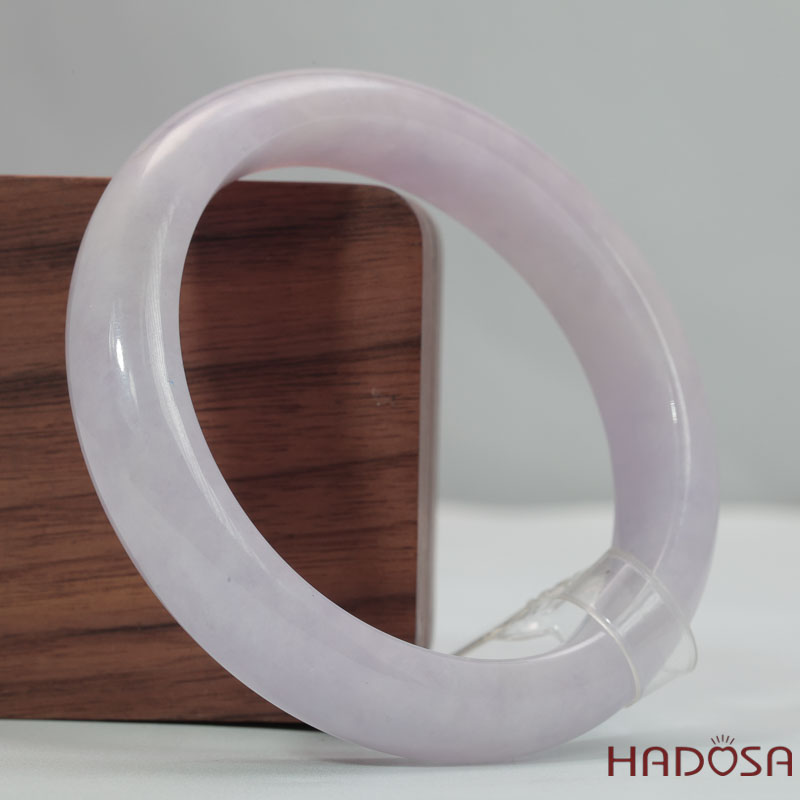 Vòng Ngọc Cẩm Thạch Tử La Lan Trong Ánh Xám Ni 55