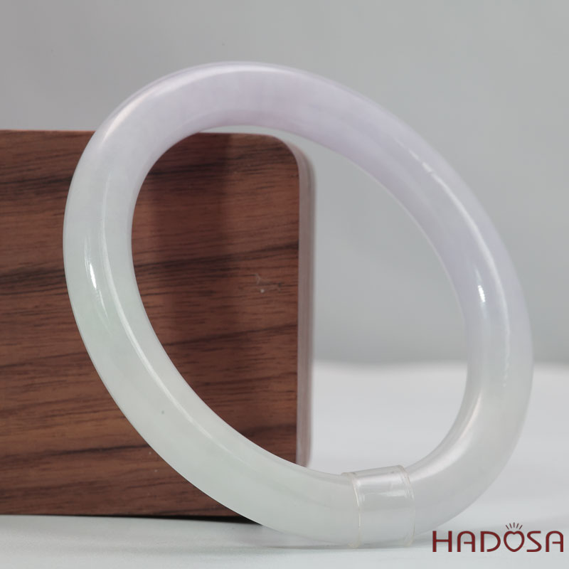 Vòng Cẩm Thạch Tím Tử La Lan Trong Ánh Xám Ni 55