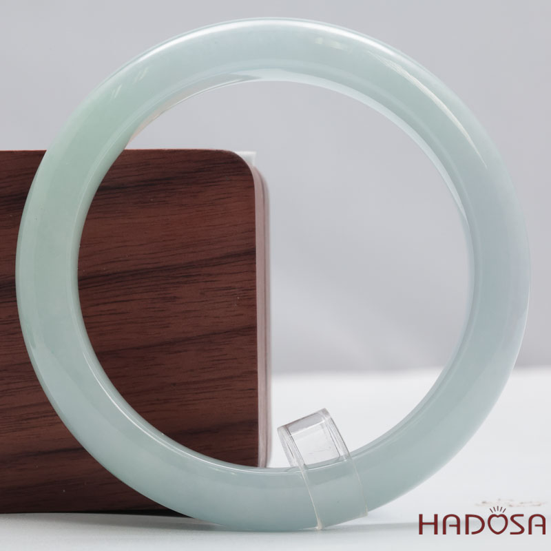 Vòng Tay Ngọc Cẩm Thạch Xanh Lý Trong Vân Lý Ni 58