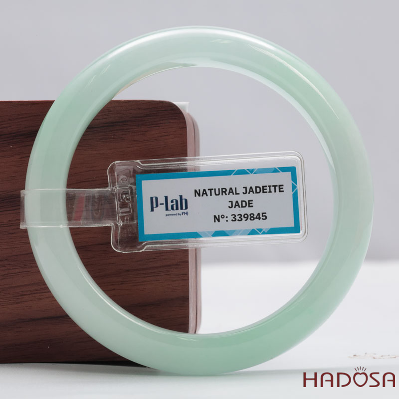 Vòng Ngọc Cẩm Thạch Xanh Lý Trong Vân Lý Ni 55