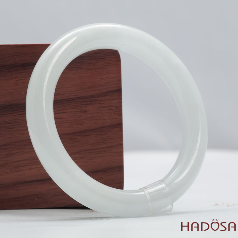 Vòng Tay Ngọc Cẩm Thạch Xanh Lý Trong Ni 48