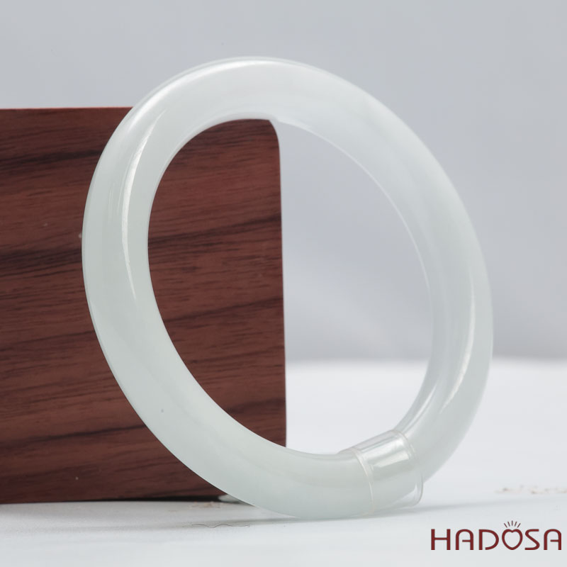 Vòng Tay Ngọc Cẩm Thạch Xanh Lý Trong Ni 48