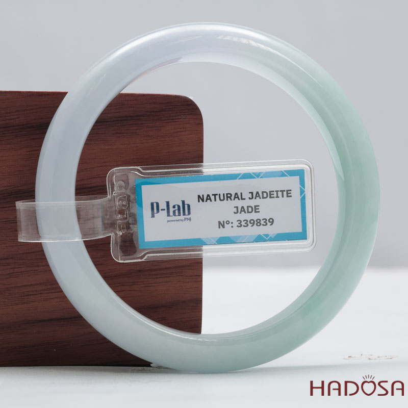 Vòng Ngọc Cẩm Thạch Xanh Lý Trong Vân Lý Ni 54