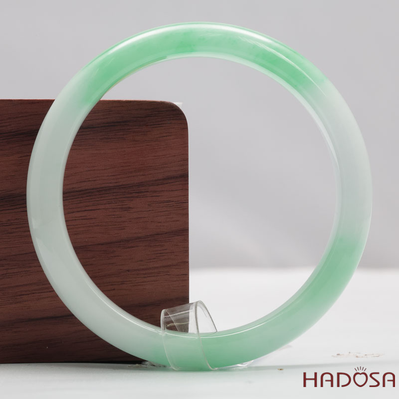 Ngọc cẩm thạch xanh vân lý ni 56