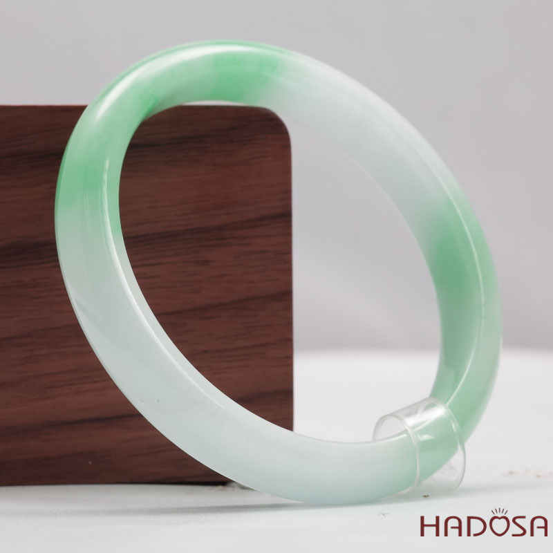 Ngọc cẩm thạch xanh vân lý ni 56