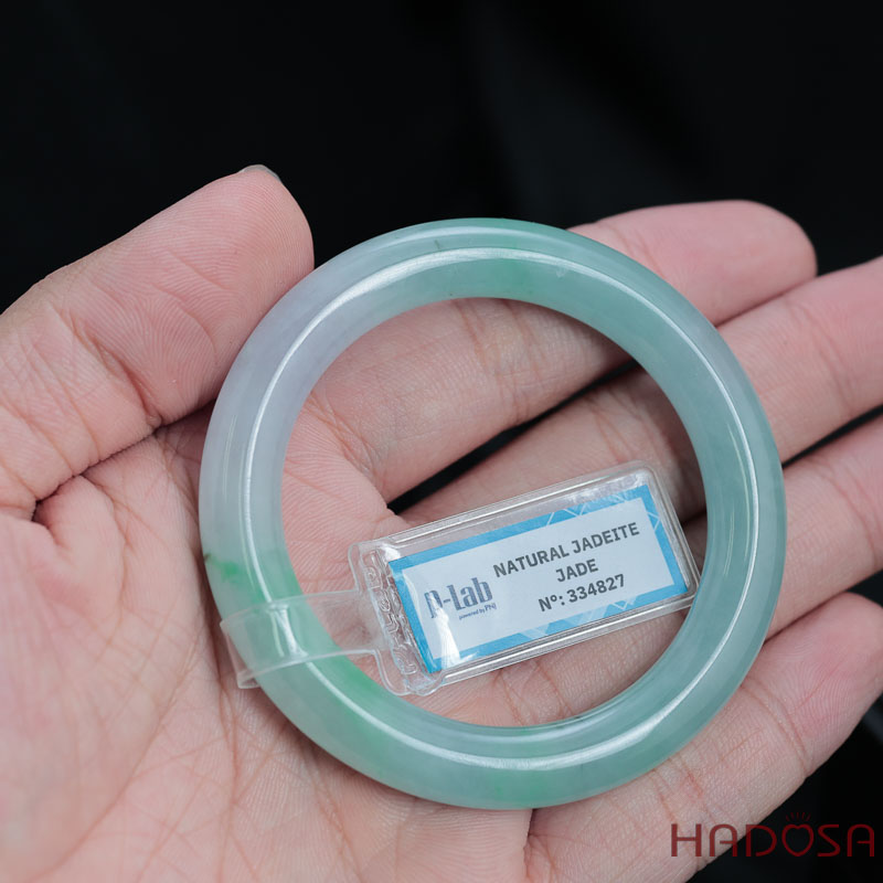Vòng Ngọc Cẩm Thạch bản tròn xanh điểm lí ni 51