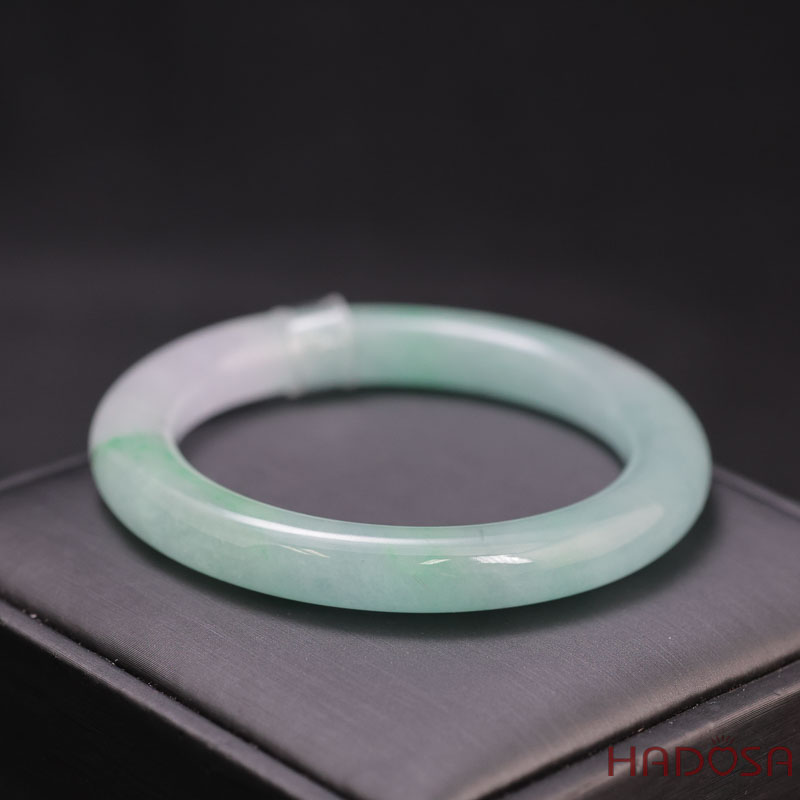 Vòng Ngọc Cẩm Thạch bản tròn xanh điểm lí ni 51