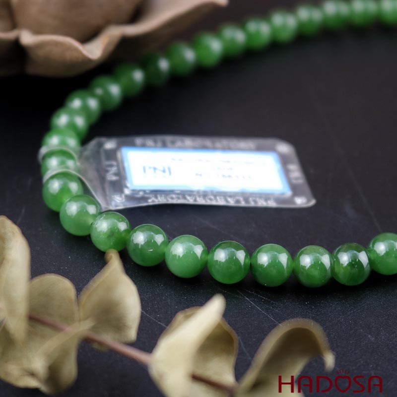 Vòng cổ Ngọc Bích Canada 8mm cao cấp