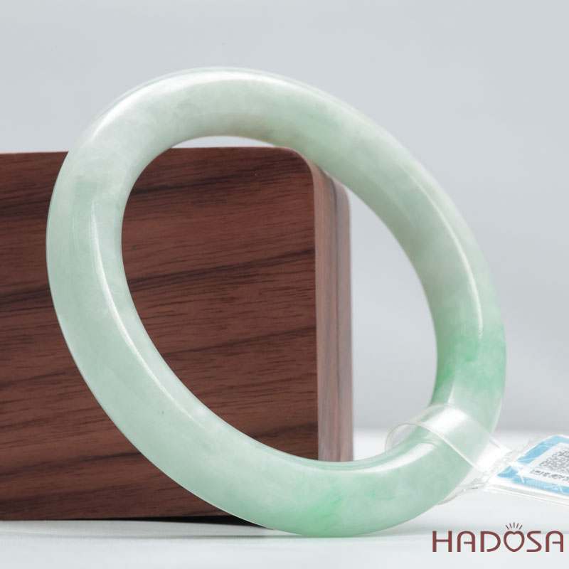 Vòng Ngọc Cẩm Thạch Type A Điểm Xanh Lý Bản Tròn Ni 56