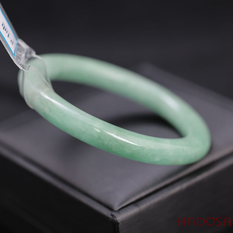 Vòng Ngọc Cẩm Thạch bản tròn xanh điểm lí ni 56