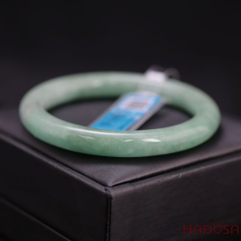 Vòng Ngọc Cẩm Thạch bản tròn xanh điểm lí ni 56