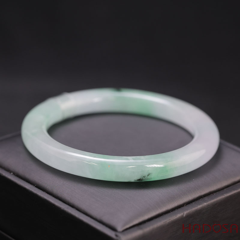 Vòng Ngọc Cẩm Thạch bản tròn trắng phớt lí ni 58