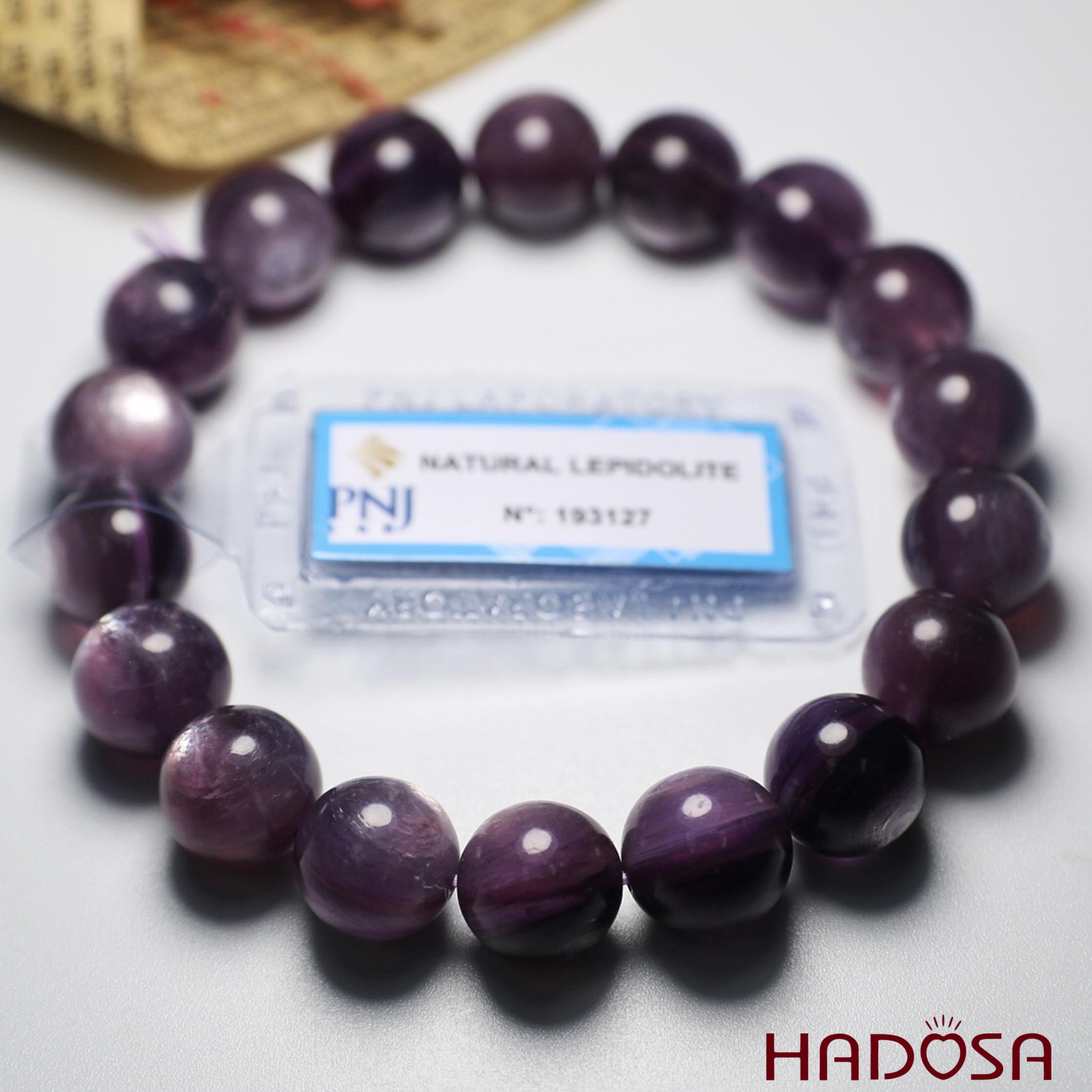 Vòng đá Lepidolite ánh titan 11mm