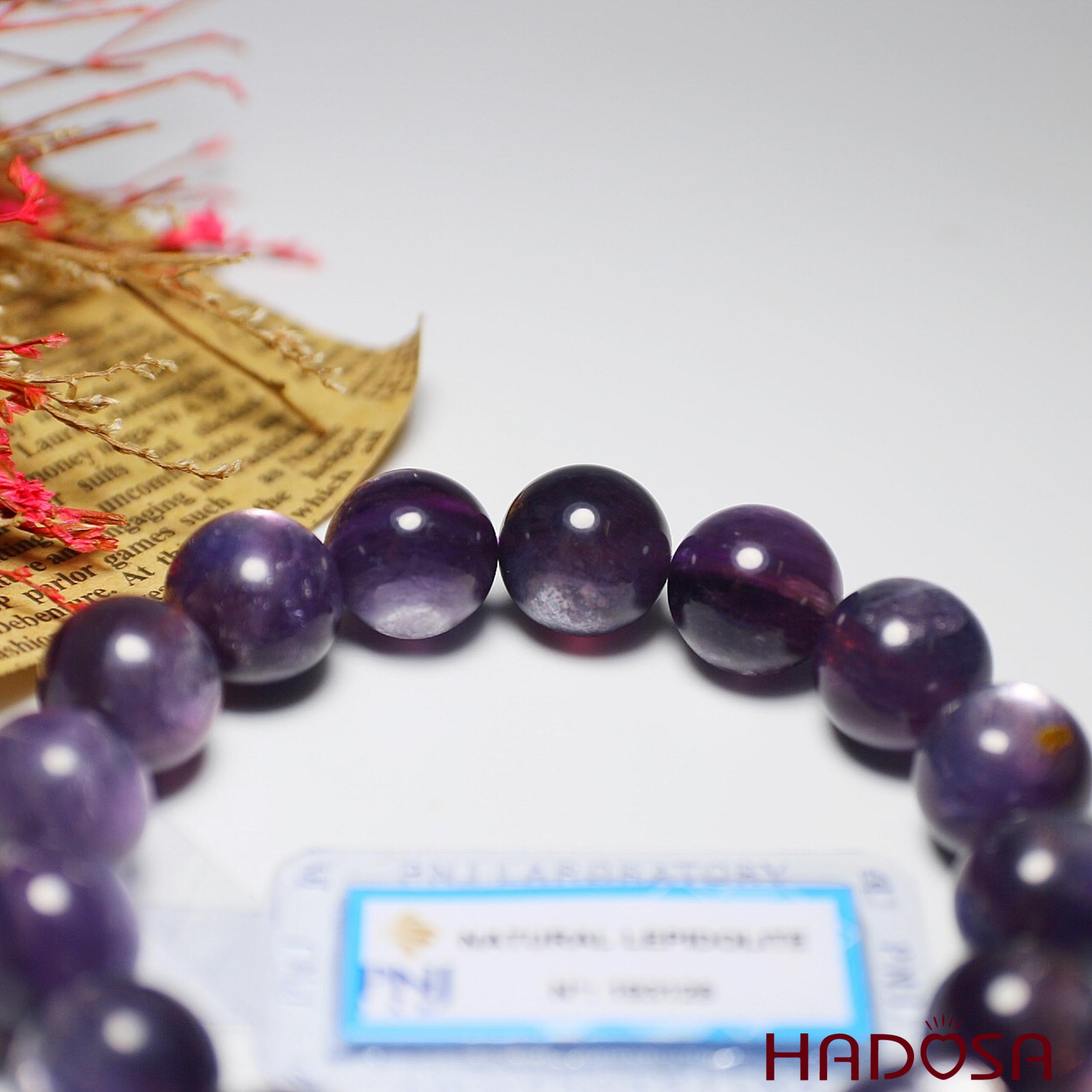 Vòng đá Lepidolite ánh titan 13mm