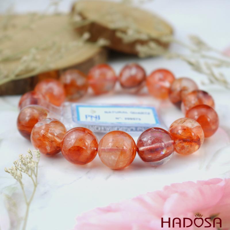 Vòng đá Thạch Anh ưu linh huyết 14mm