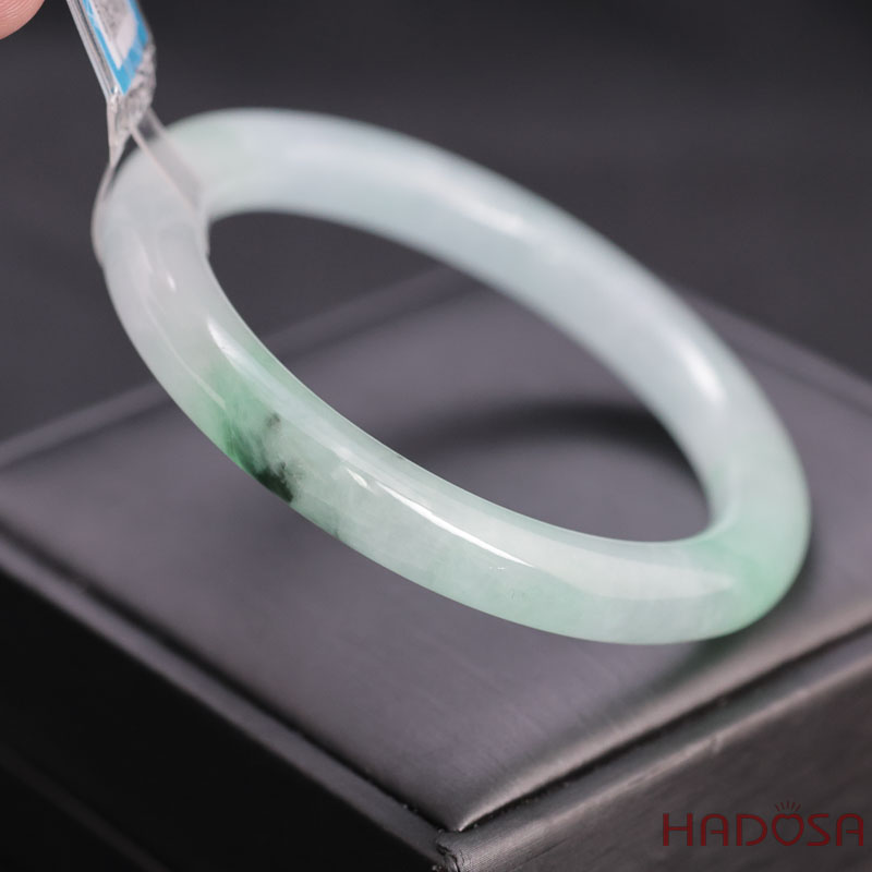 Vòng Ngọc Cẩm Thạch bản tròn trắng phớt lí ni 56