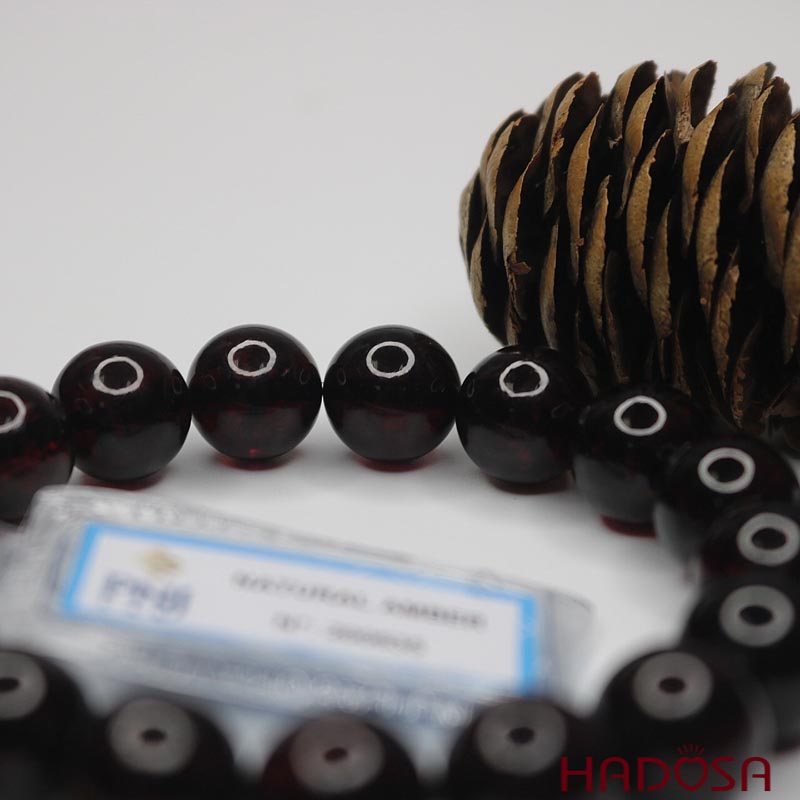 Vòng Hổ Phách Baltic Huyết đen 12mm