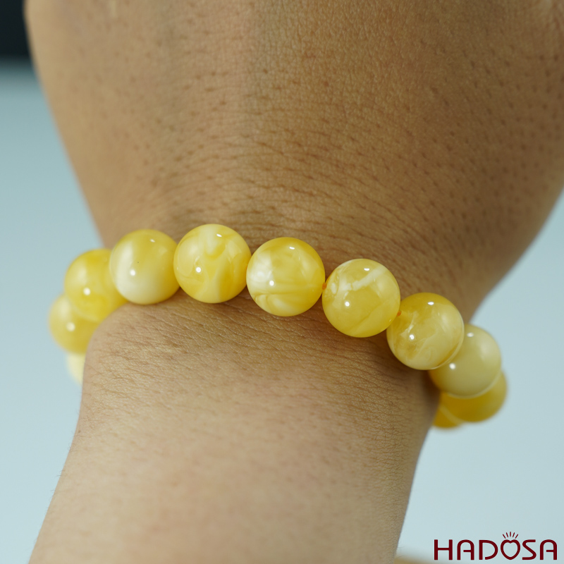 Vòng Hổ Phách mật lạp vân sữa đặc biệt cao cấp 10mm