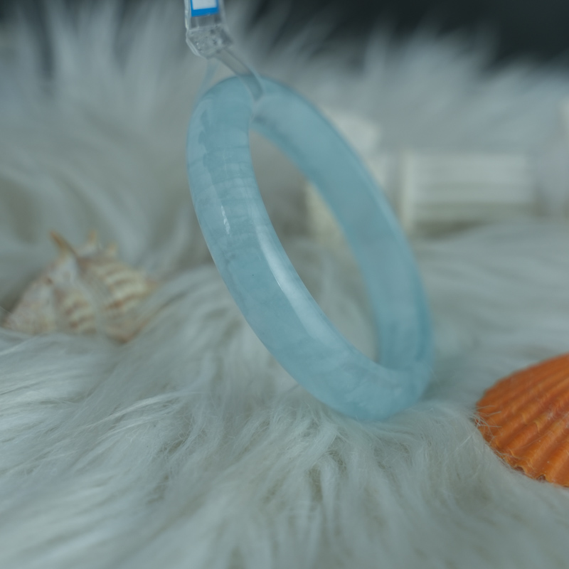 Vòng kiềng Aquamarine oval ni 5 chuẩn 4A