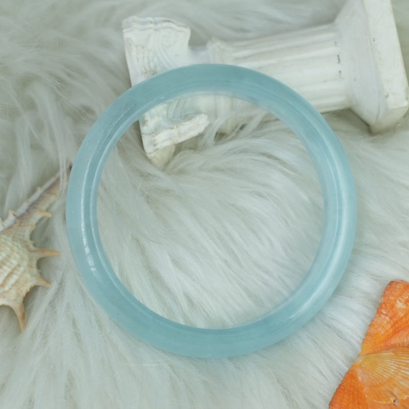 Vòng kiềng Aquamarine oval ni 58 chuẩn 6A