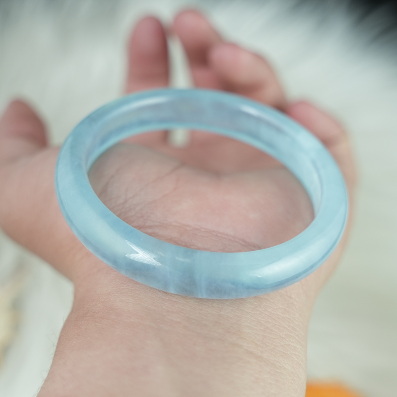 Vòng kiềng Aquamarine oval ni 54 chuẩn 6A