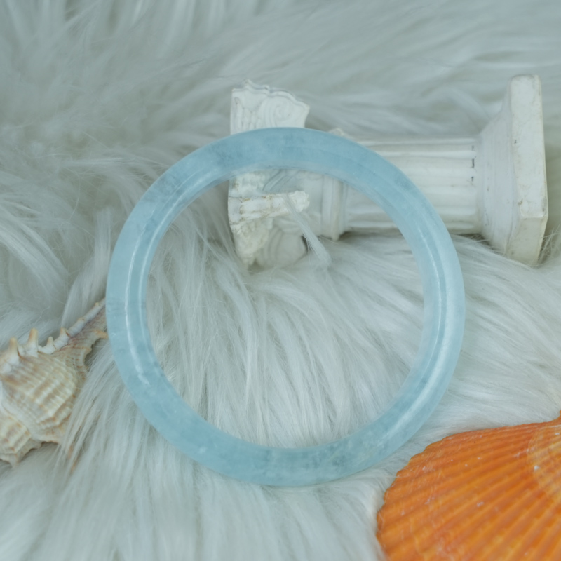 Vòng kiềng Aquamarine oval ni 56 chuẩn 4A