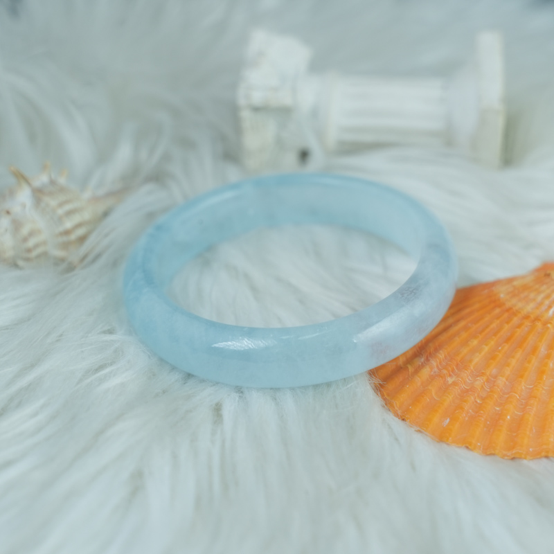 Vòng kiềng Aquamarine oval ni 57 chuẩn 4A