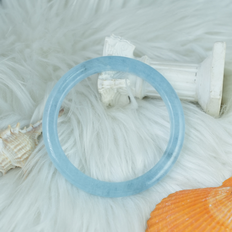Vòng kiềng Aquamarine oval ni 58 chuẩn 4A