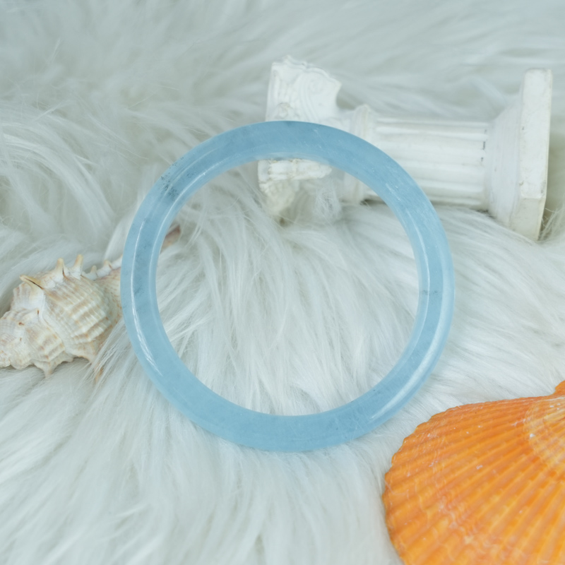 Vòng kiềng Aquamarine oval ni 58 chuẩn 4A