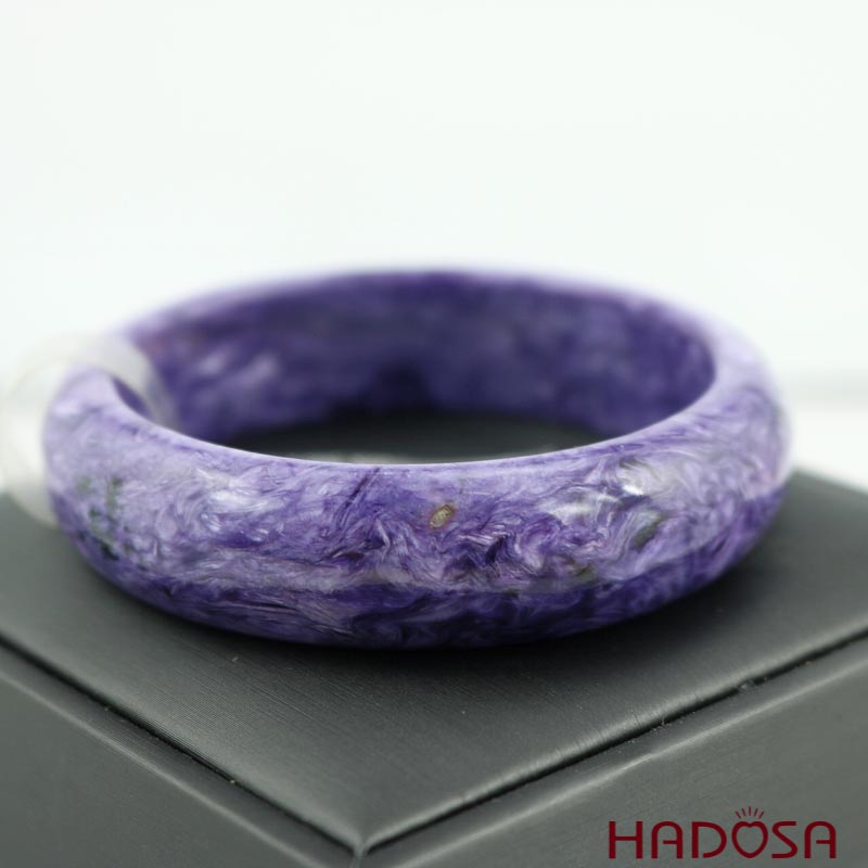 Vòng liền đá Mắt Rồng 57mm chuẩn 5A