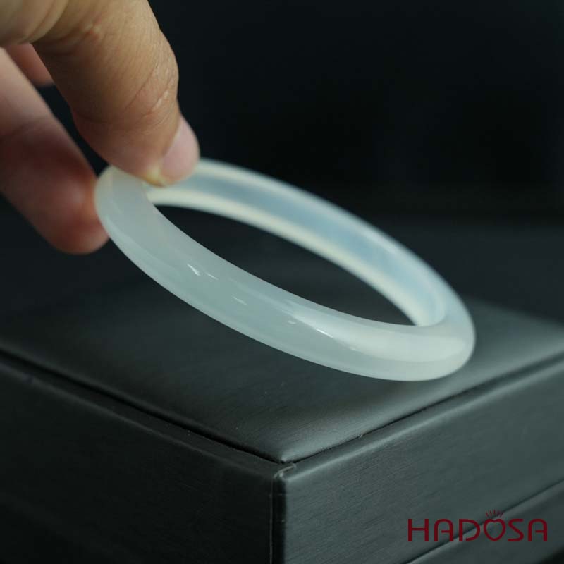 Vòng kiềng Bạch Nguyệt Quang bản oval ni 55